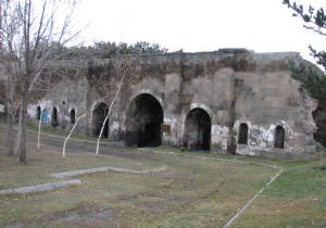 Erzurum'un kapıları kapanıyor..